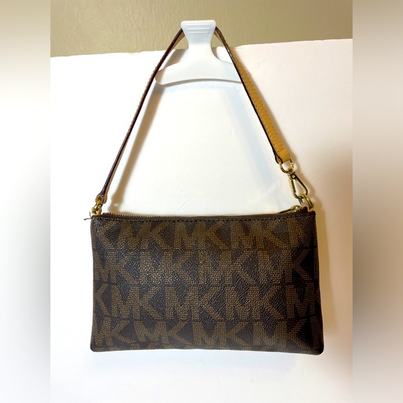 Michael Kors Zip Around Mini  purse Wristlet Clutch Brown Gold Logo Signature MK - Picture 5 of 14